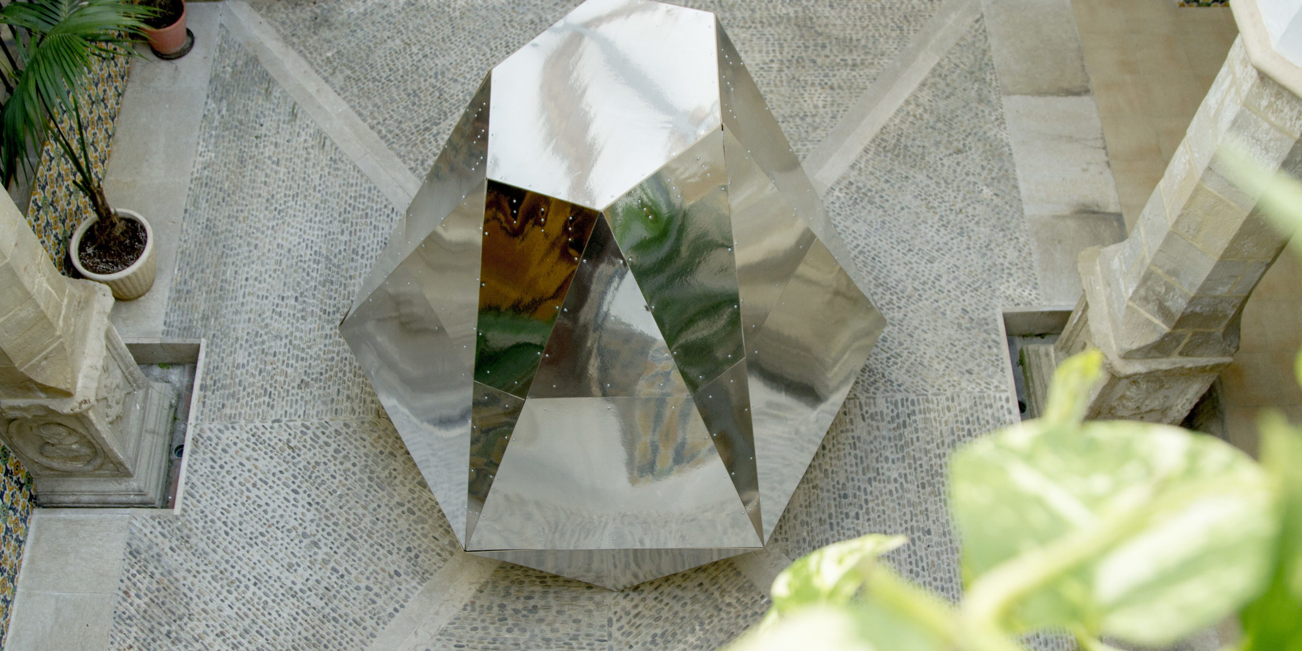 through-the-looking_2017